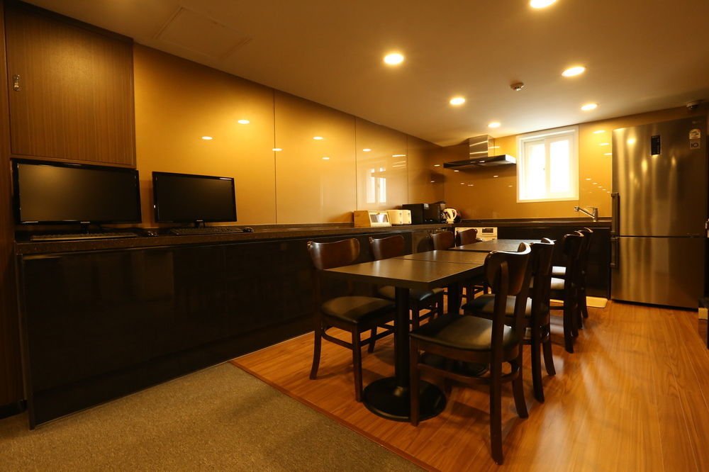 Philstay Dongdaemun Avenue Seoel Buitenkant foto